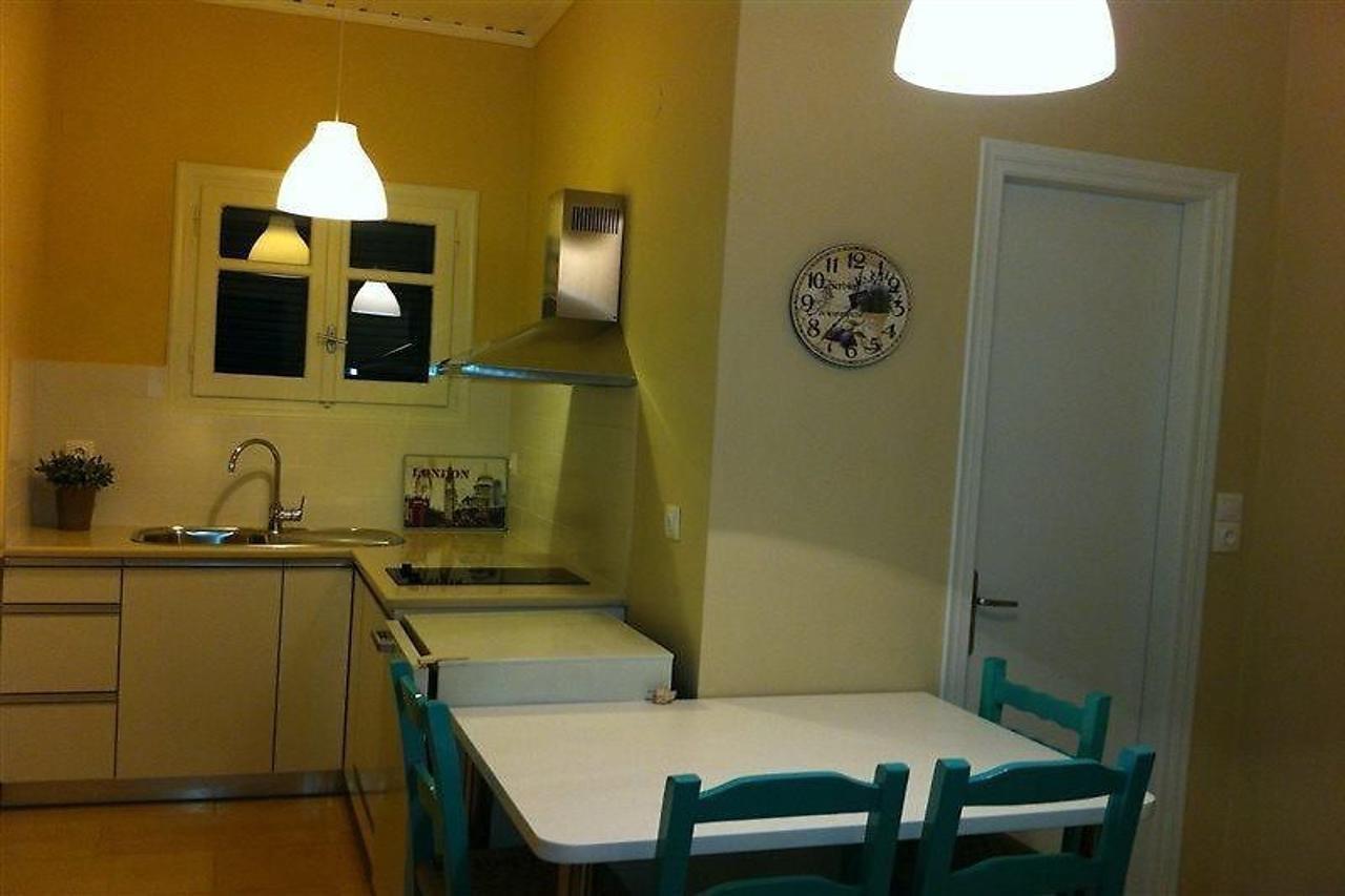 Teressa Apartments Dassia  Buitenkant foto